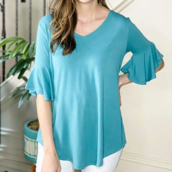 Women's Top CHASING WATERFALLS - Picture 3 of 5